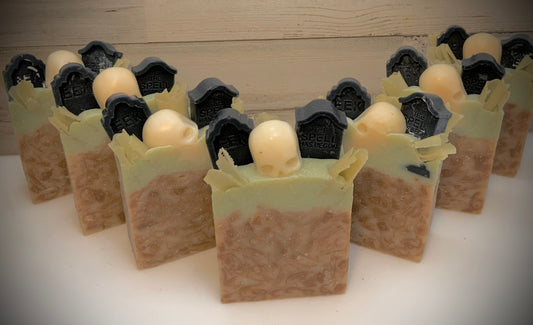 Graveyard Gleam, Goat Milk Soap